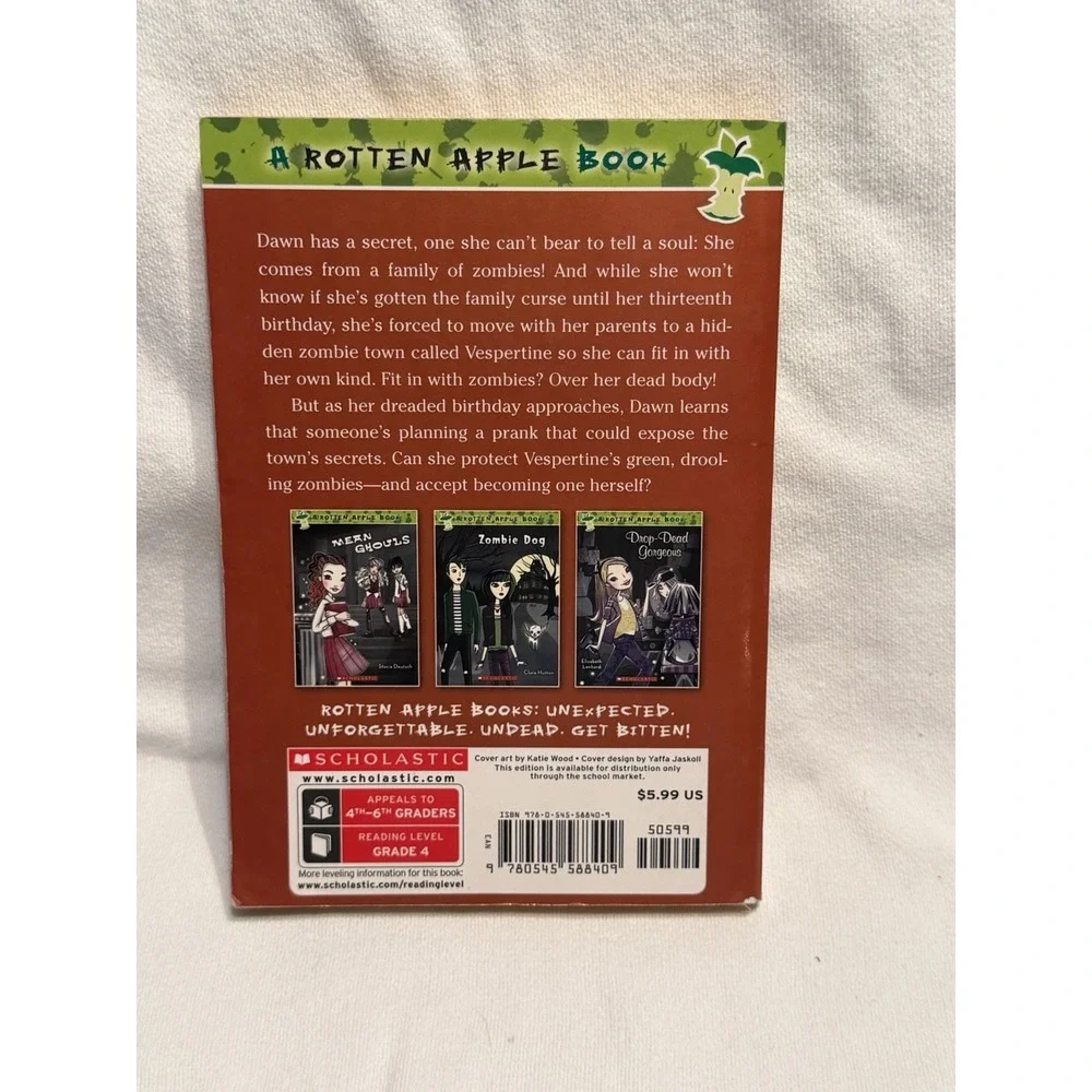 Dawn of the Dead Cathy Hapka Rotten Apple Scholastic Zombie Kids Book 2014